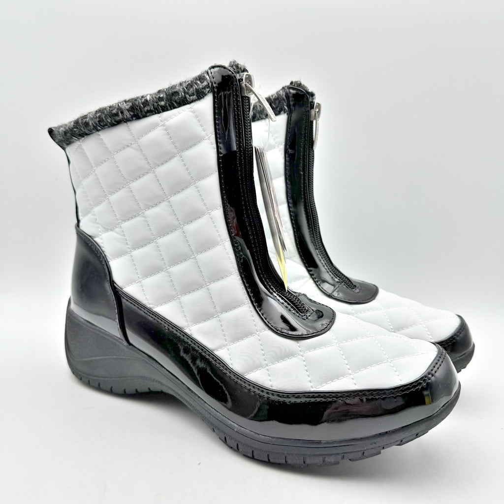 Khombu Womens Megan Snow Boots Size 8 Wide White Black Waterproof NIB