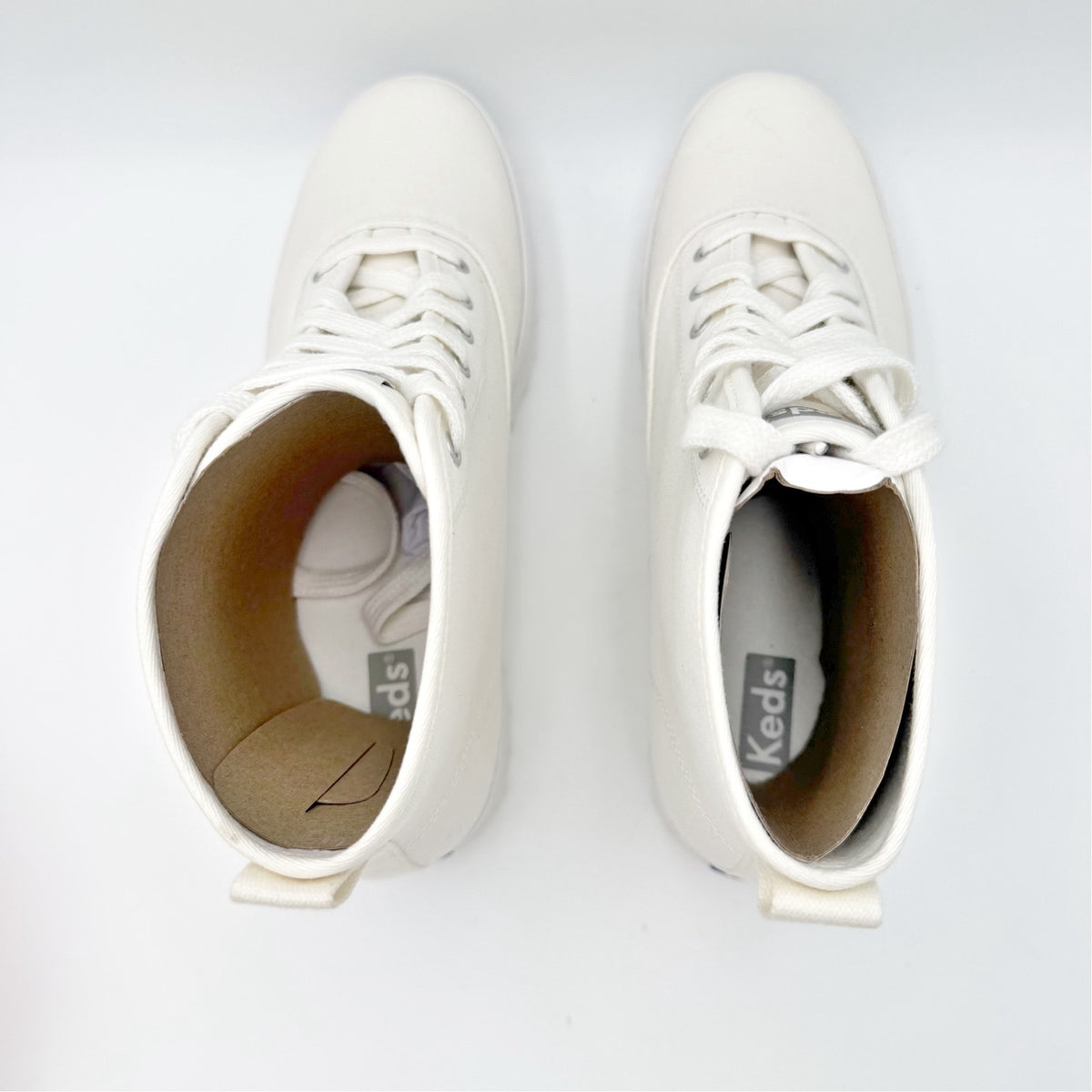 KEDS Womens The Platform Mid Lug Boots Size 7.5 M EU 38 White Canvas NIB