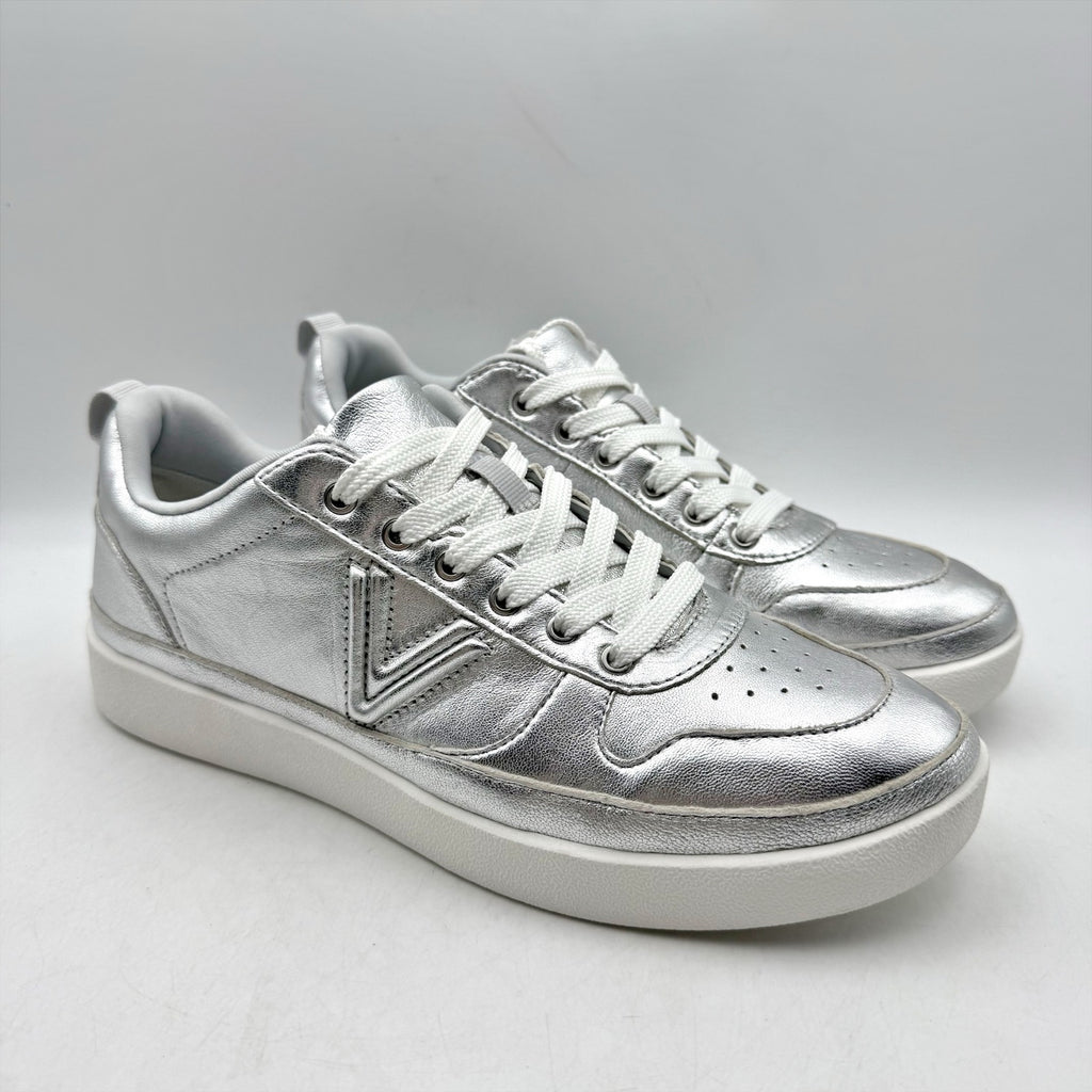 Vionic Womens Elise Casual Sneakers US 8.5 EU 39 Silver Leather NIB