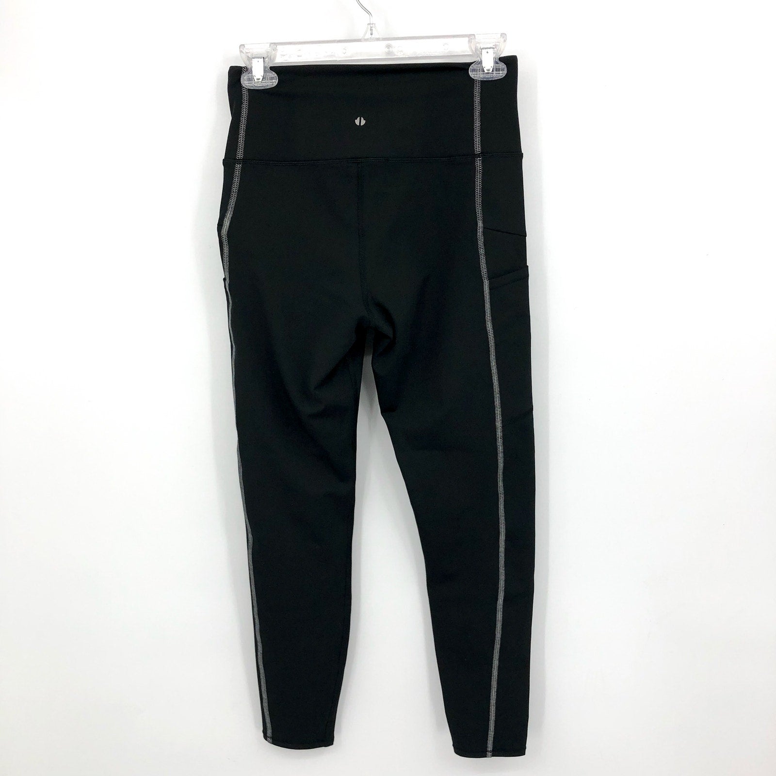 THRIVE SOCIETE Women's Reflective 7/8 Leggings Medium Black Slim Fit NWT