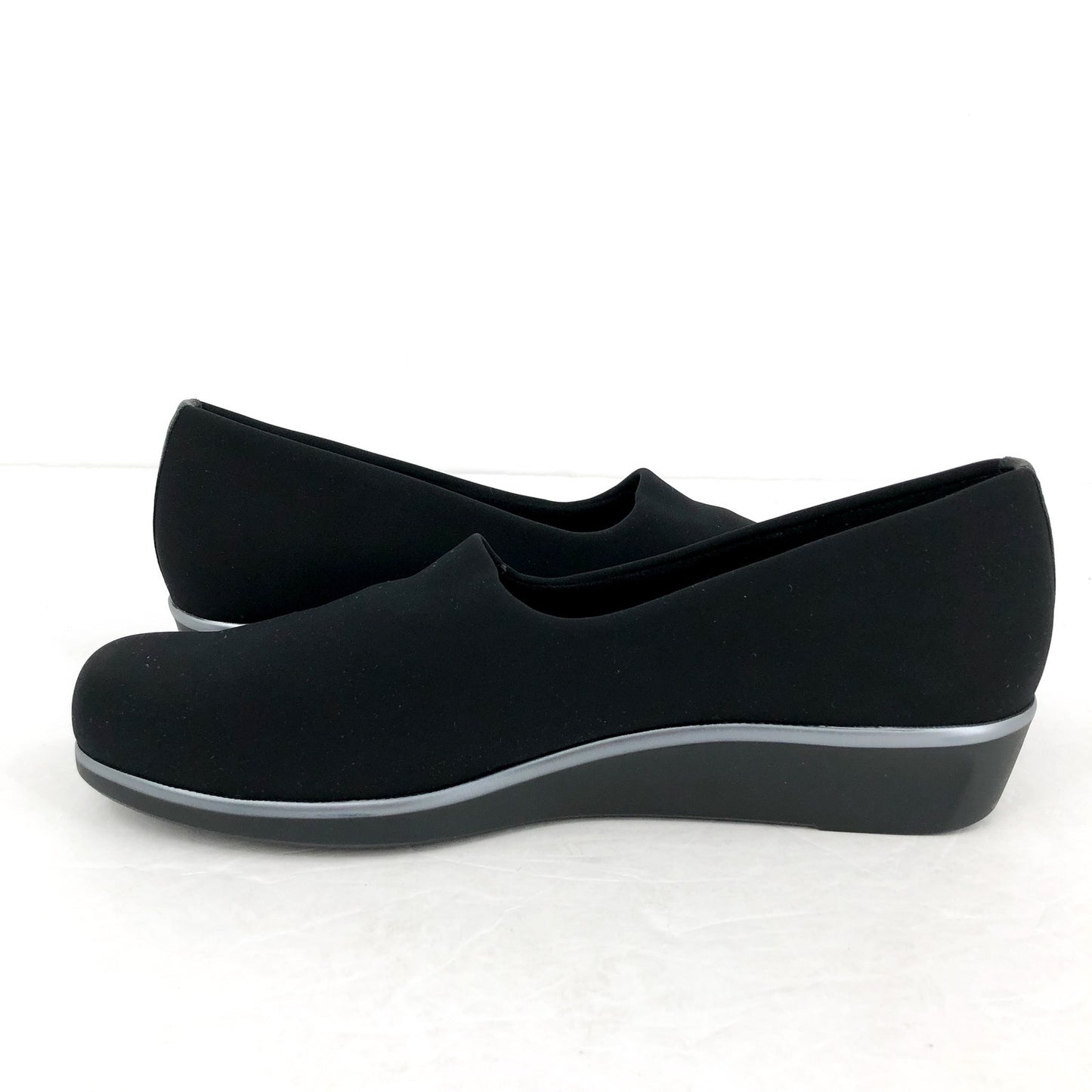 SAS Womens Bliss Wedge Slip On Shoes Size 9.5 SLIM Black Leather Comfort NIB