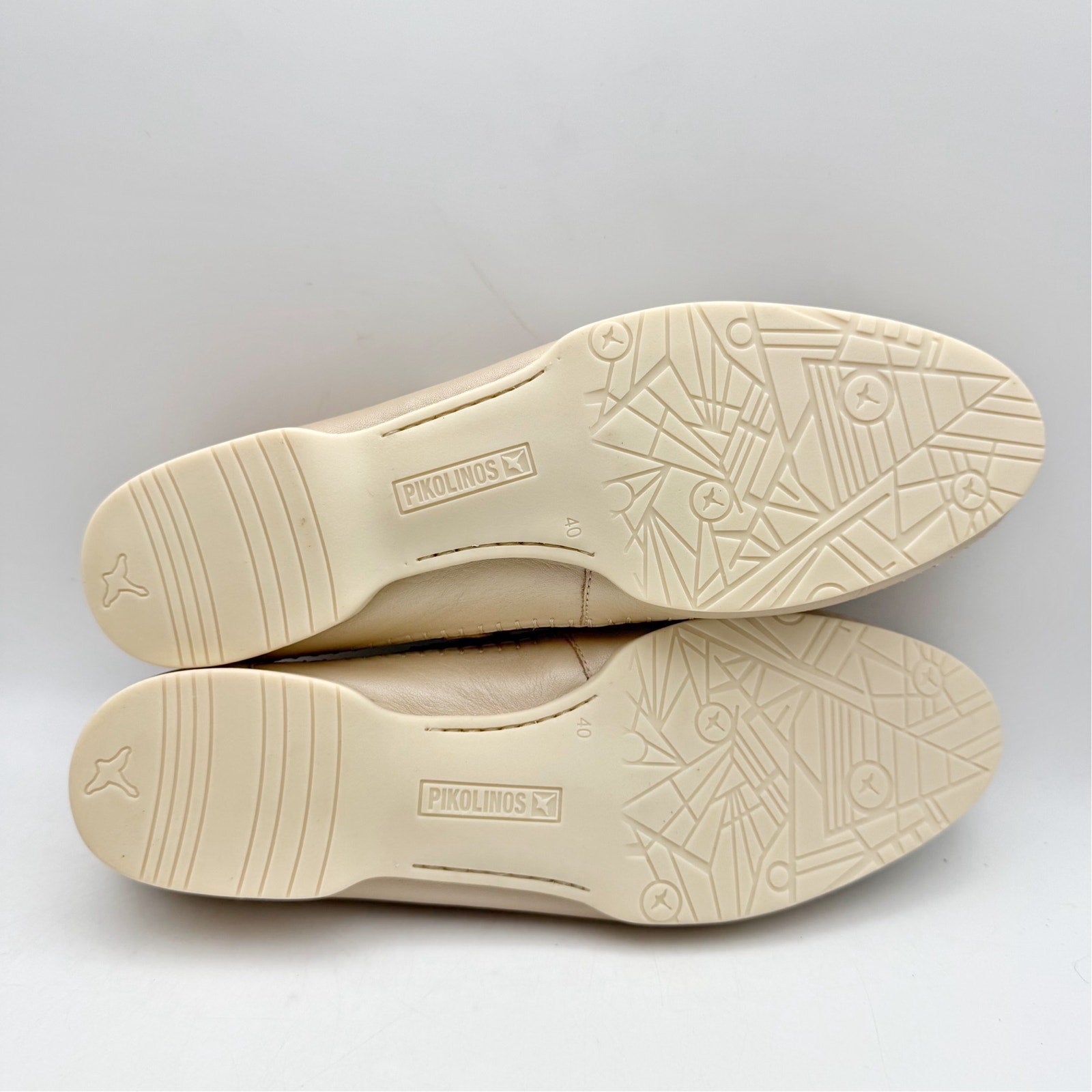 Pikolinos Womens Aguilas Ballet Flats EU 40 US 10 Champagne Gold Leather NWOB