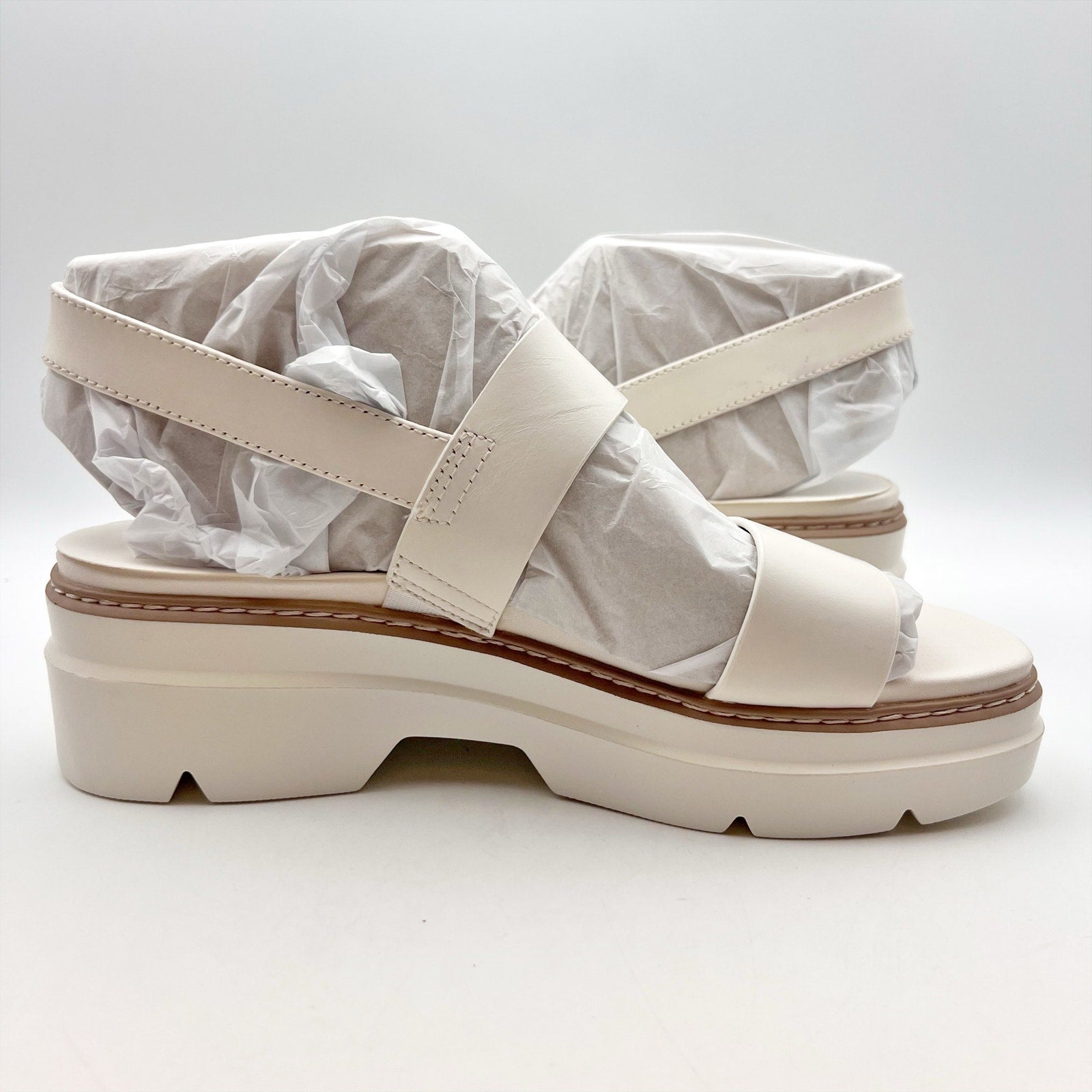 Naturalizer Womens Darry-Sling Sandals Size 8.5 M White Leather Lug Sole NIB