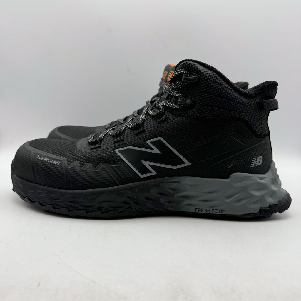 New Balance Womens Cremorne Fresh Foam Mid Work Shoes 7 WIDE Black CT SR NIB