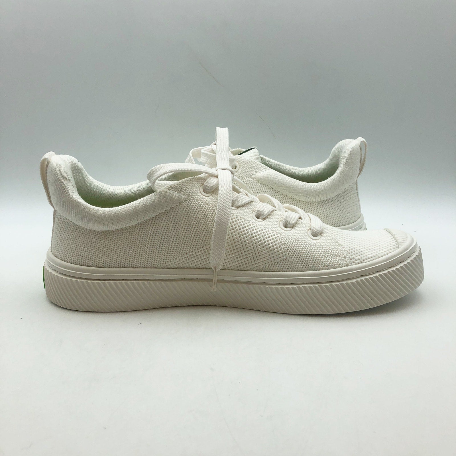 Cariuma IBI Low Sneakers Womens 10.5 Mens 9 Off White Bamboo Knit Casual NIB