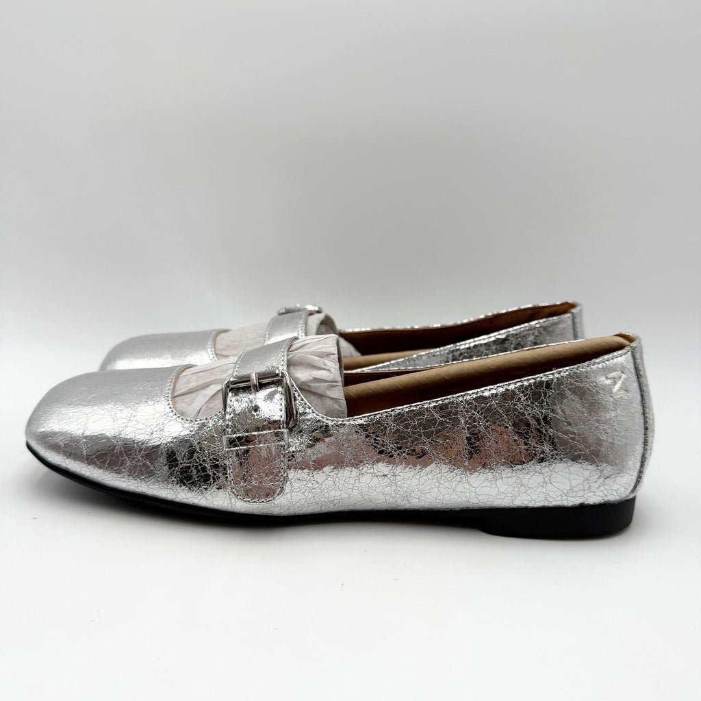 Zodiac Womens Indira Mary Jane Flats Size 7.5 M EU 38 Silver NIB