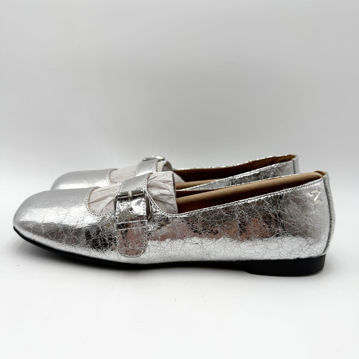 Zodiac Womens Indira Mary Jane Flats Size 7.5 M EU 38 Silver NIB