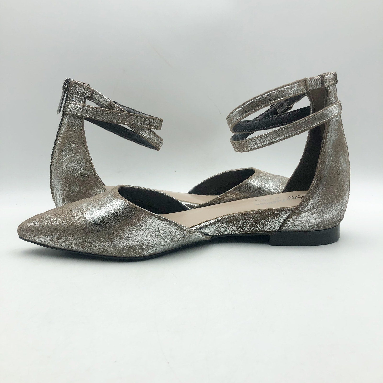 Seychelles Womens What a Girl Wants Flats US 8.5 M Silver Pewter Leather NIB