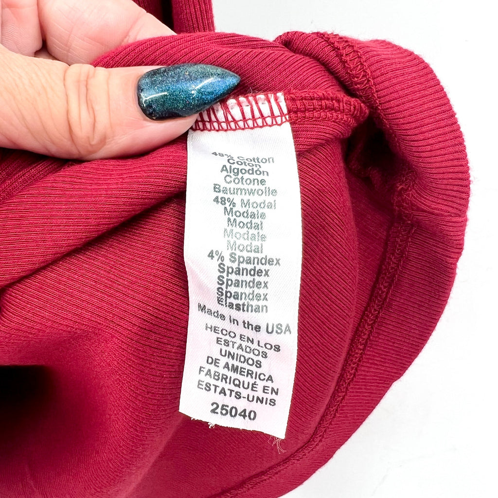 MICHAEL STARS Womens Shelby Ruched Shoulder 3/4 Sleeve Tee Small Carmine Red NWT