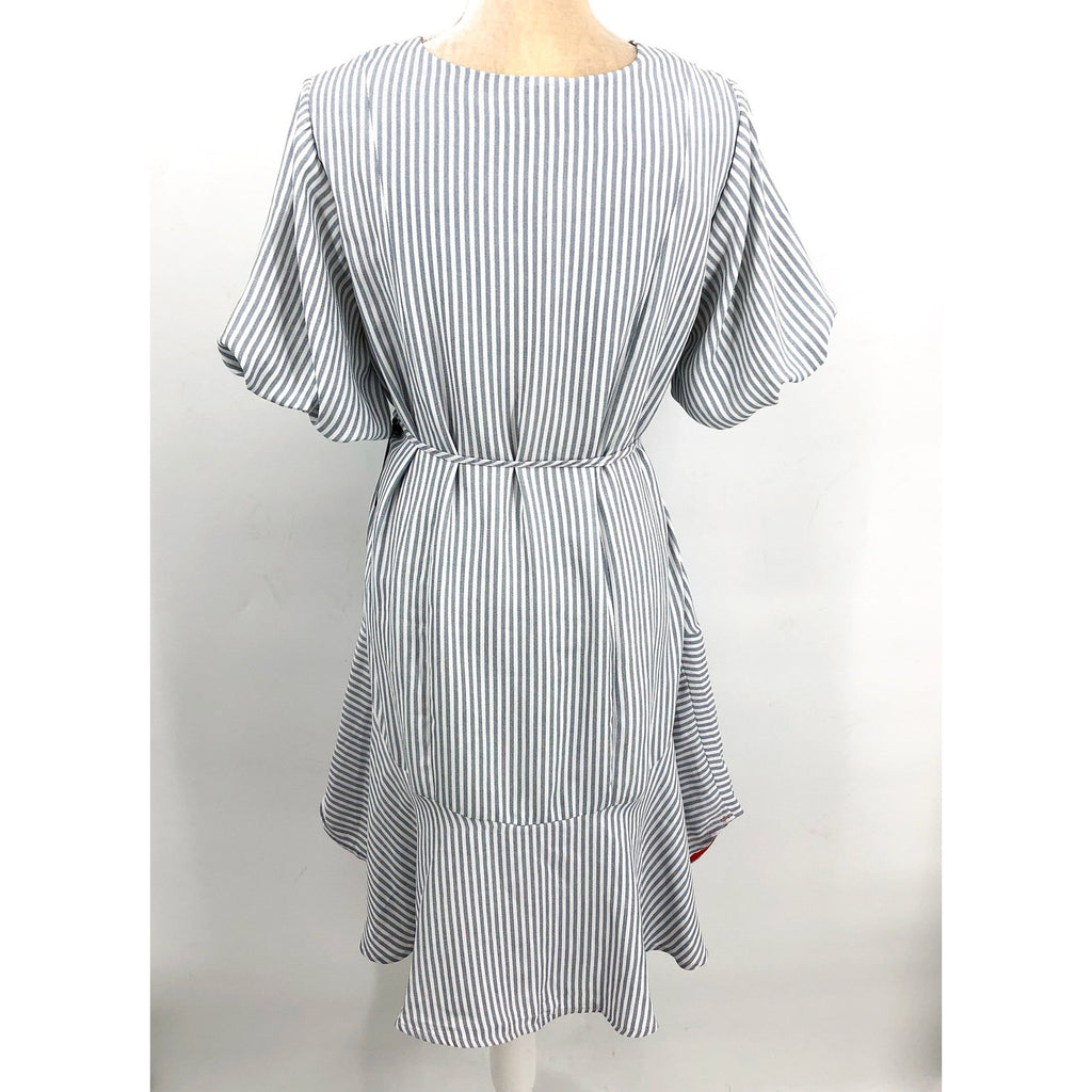 VINCE CAMUTO Women's V-Neck Dress Medium New Ivory Blue Oasis Stripe Belted NWT