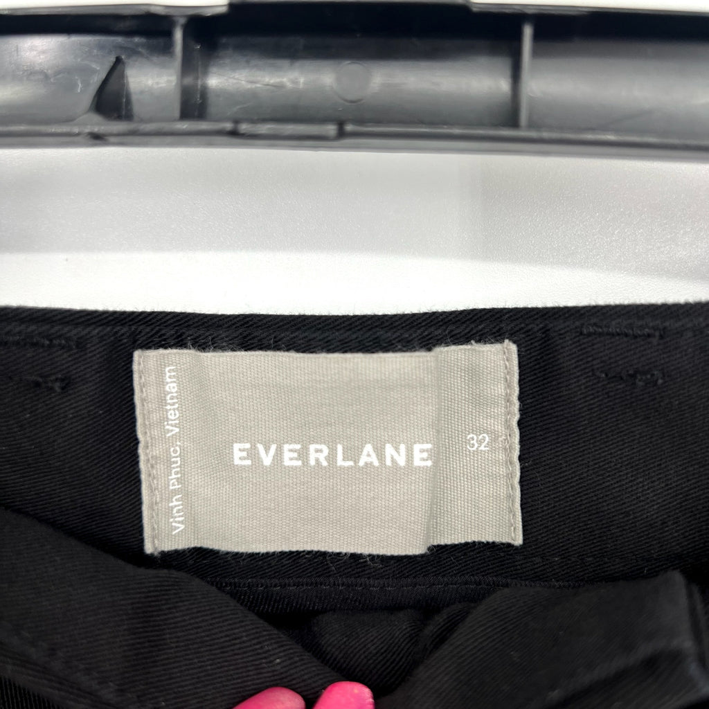 EVERLANE Men's The 7" Performance Chino Shorts Size 32 Black NWT