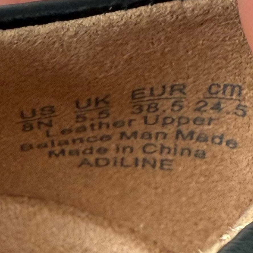 Naturalizer Womens Adiline Flat Loafers Size 8 NARROW Black Leather Slip On NIB