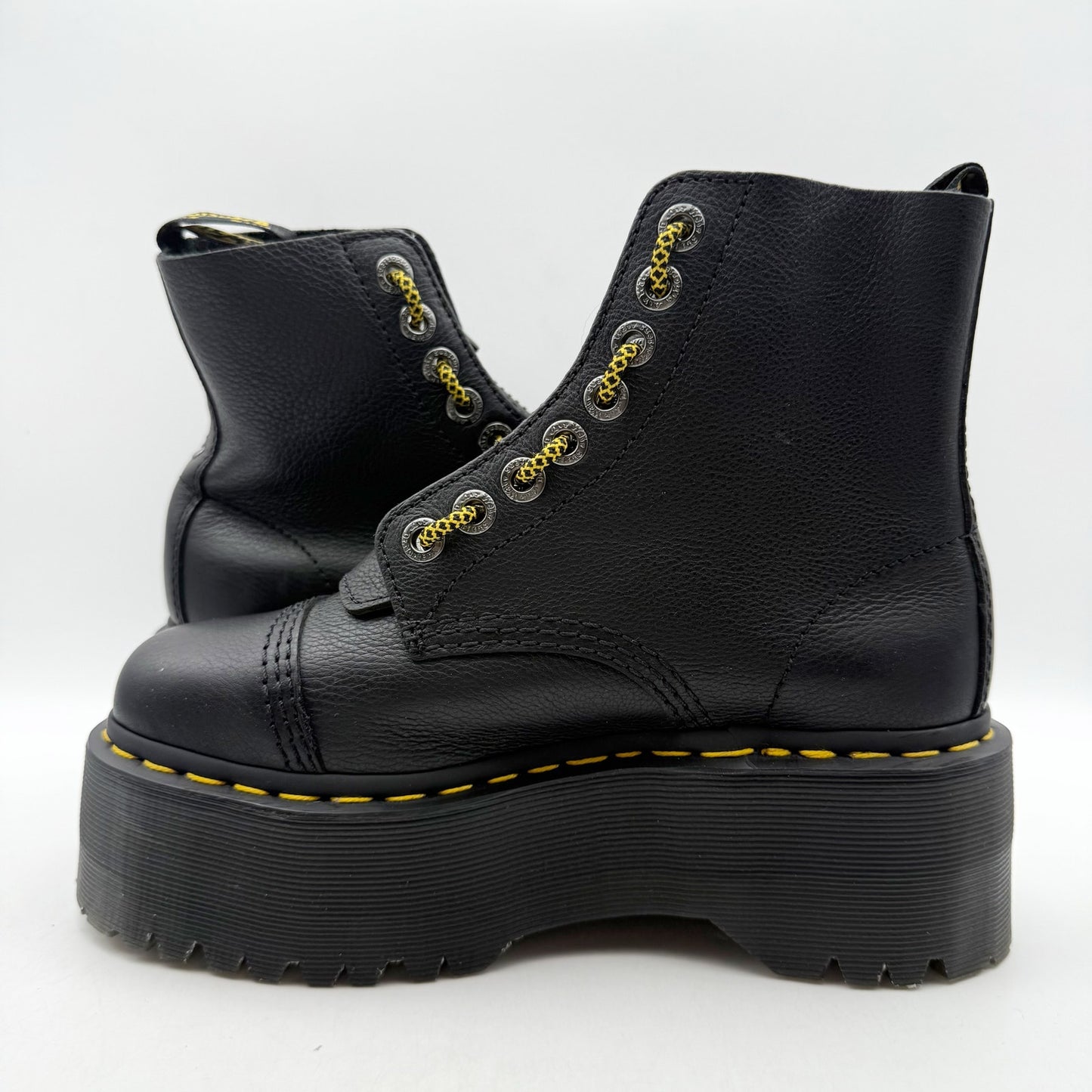 Dr. Martens Womens Sinclair Max Ankle Boots EU 37 US 6 Black Leather NWOB