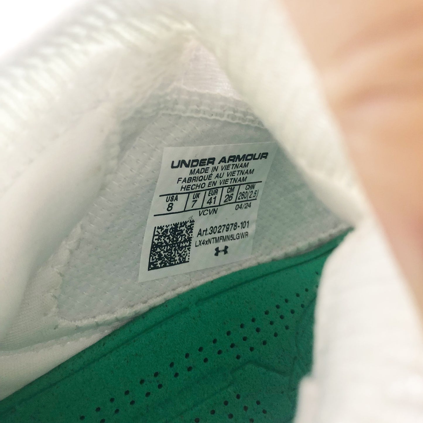 Under Armour Men Blur 2 MC Suede Molded Football Cleats Size 8 White Silver NWOB