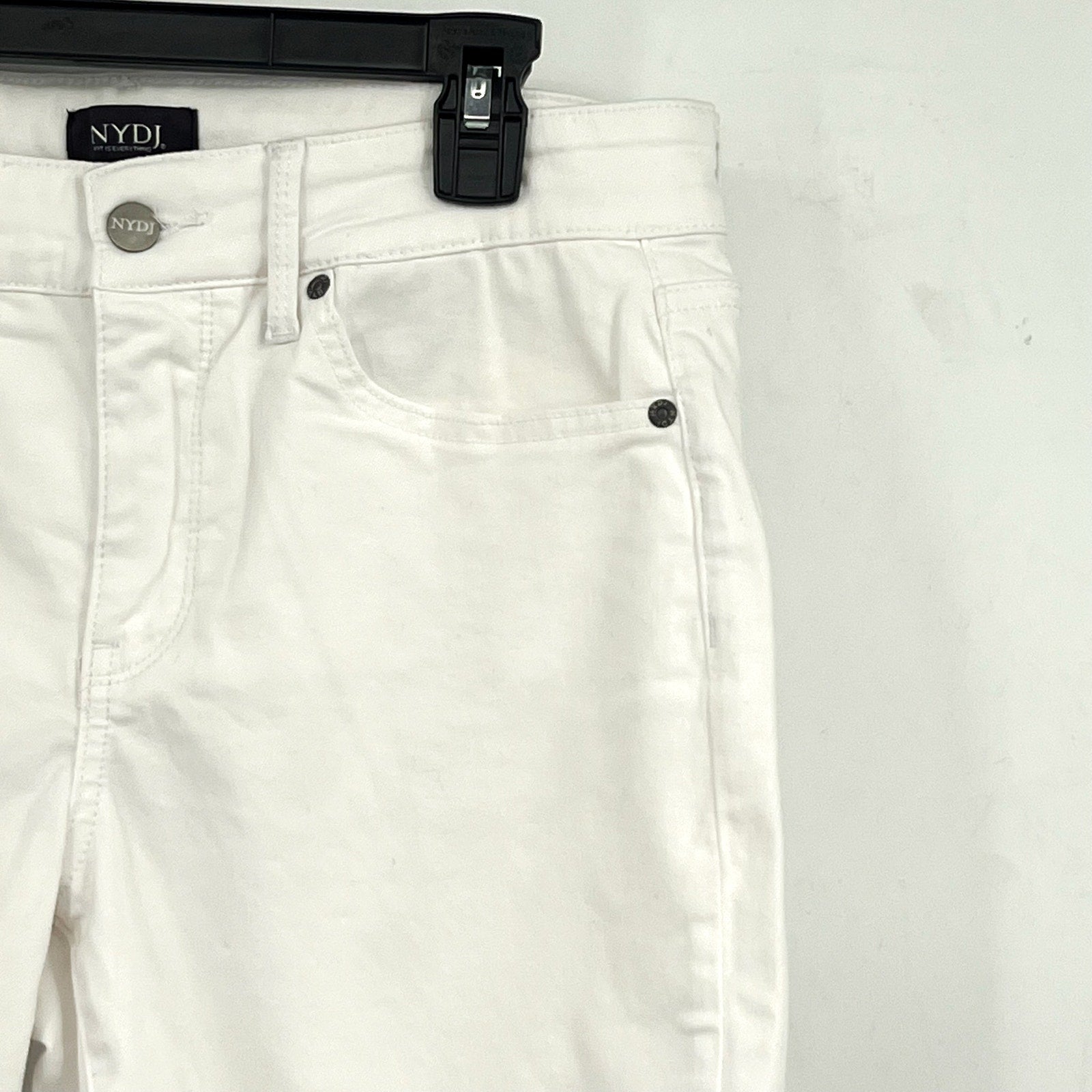 NYDJ Womens Ella Denim Shorts Size 10 PETITE Optic White 8" Inseam NWT