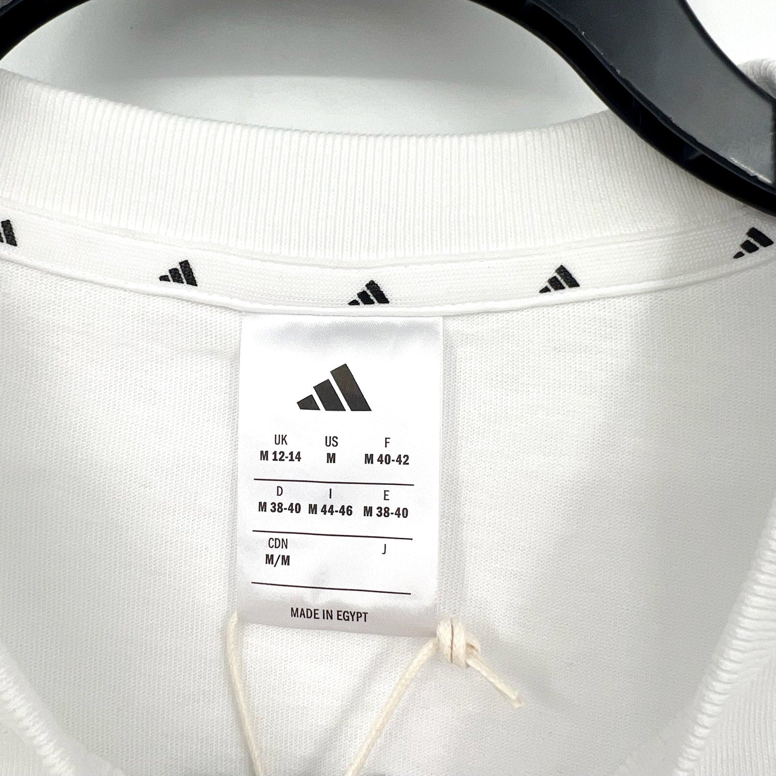 ADIDAS Women's Essentials Linear Single Tee Medium White Short Sleeve Logo NWT