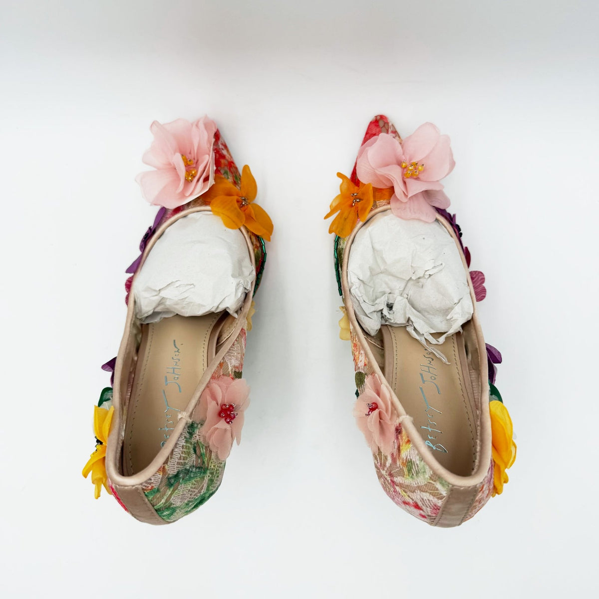 Betsey Johnson Womens Kaley Flower Pumps Size 6 Pink Nude Floral NWOB