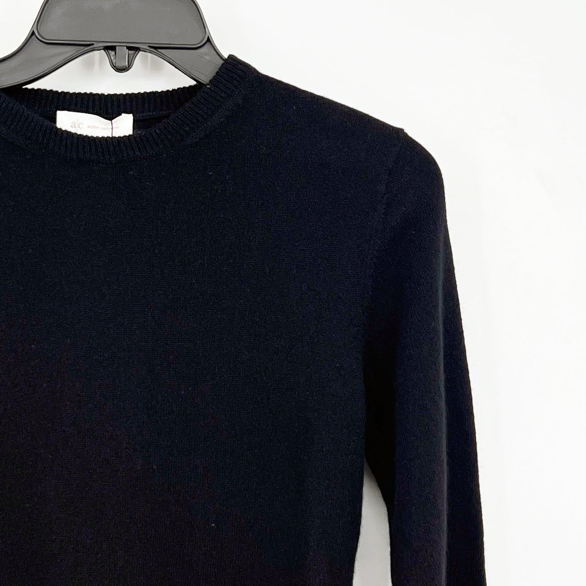 A/C ACTIVE CASHMERE Womens Fitted Cashmere Sweater XS Black Crewneck NWT