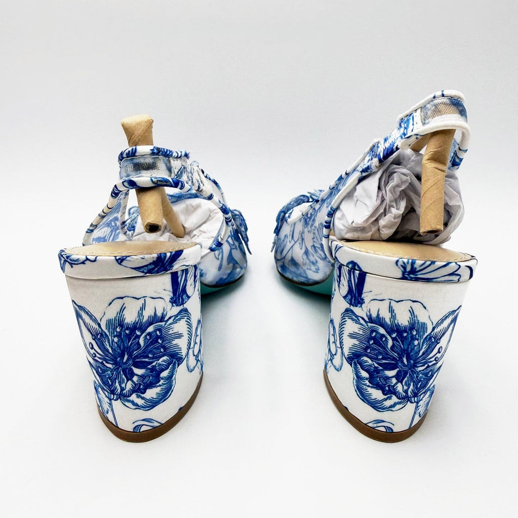 Betsey Johnson Womens Petra Slingback Heels Size 5 White Blue Floral Chiffon NIB