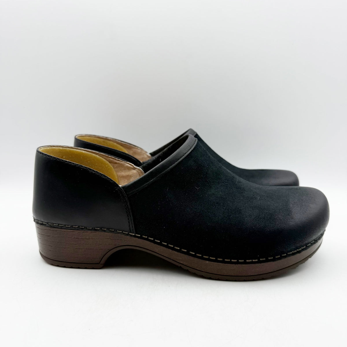 Dansko Womens Brenna Clogs EU 40 US 9.5 Black Burnished Suede Leather NIB