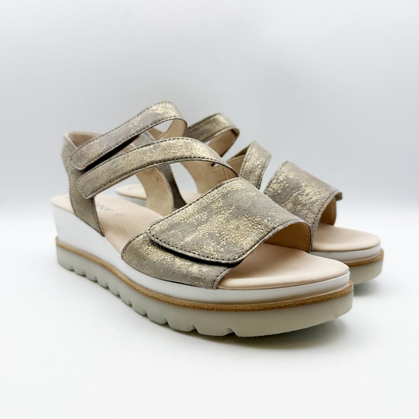 Gabor Womens 24.640 Wedge Sandals US 10 UK 7.5 Gold Metallic Leather NIB