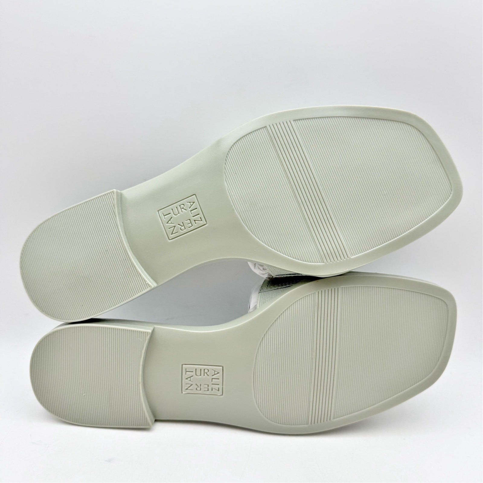 Naturalizer Womens Genevieve Slide Sandals Size 8.5 WIDE Grey Green Leather NIB