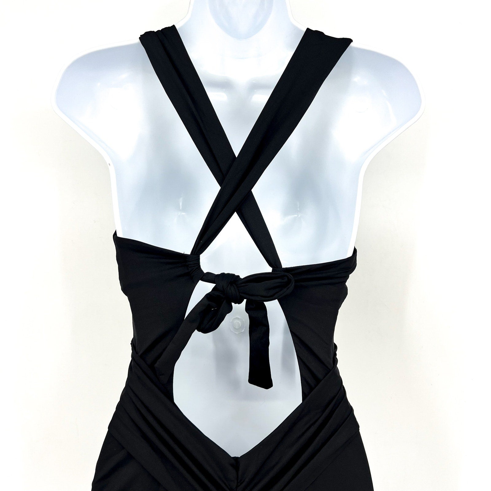 BECCA Women's Twist Cut-Out One Piece Swimsuit Medium Black Color Code NWT