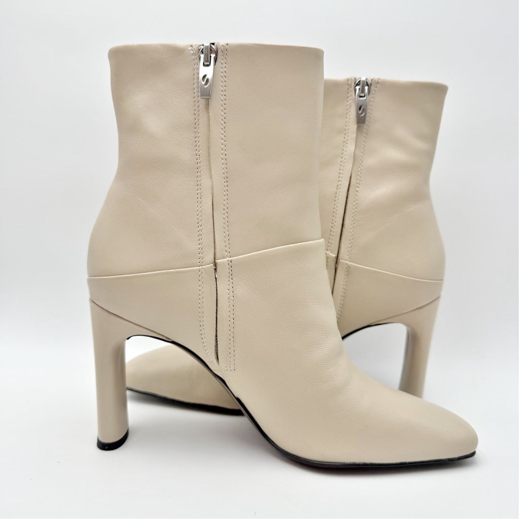 Franco Sarto Womens Flexabooty Ankle Boots Size 8.5 M Cream Leather Heels NIB