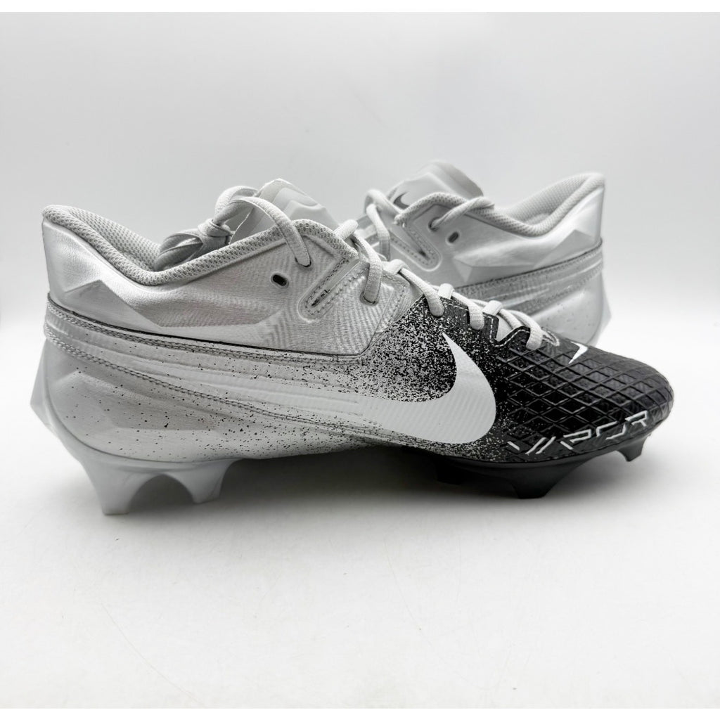 Nike Men Vapor Edge Elite 360 2 Molded Football Cleats US 10.5 Silver Black NWOB