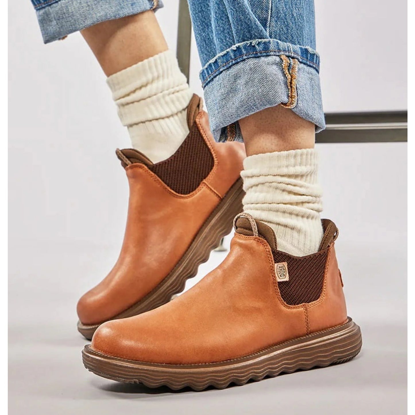 HEY DUDE Womens Branson Ankle Boots US 7 Cognac Leather Pull-On NIB