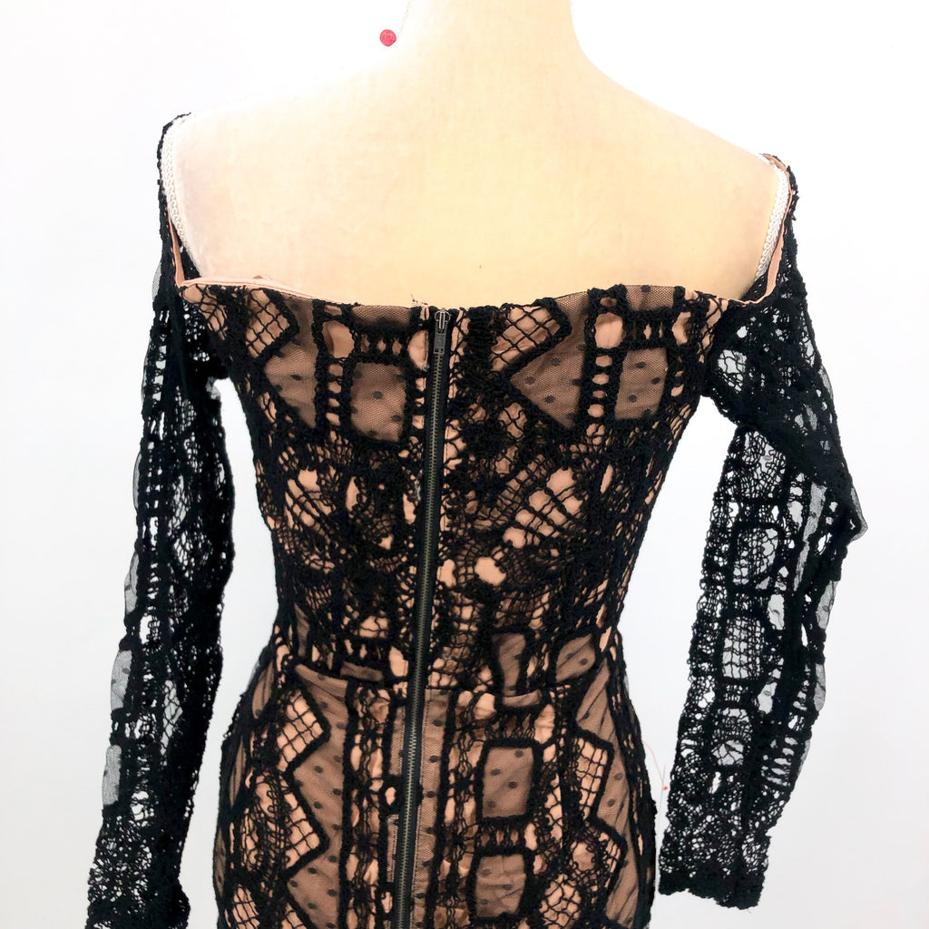 BARDOT Women's Zendaya Mini Lace Dress Large Black Nude Off Shoulder NWT