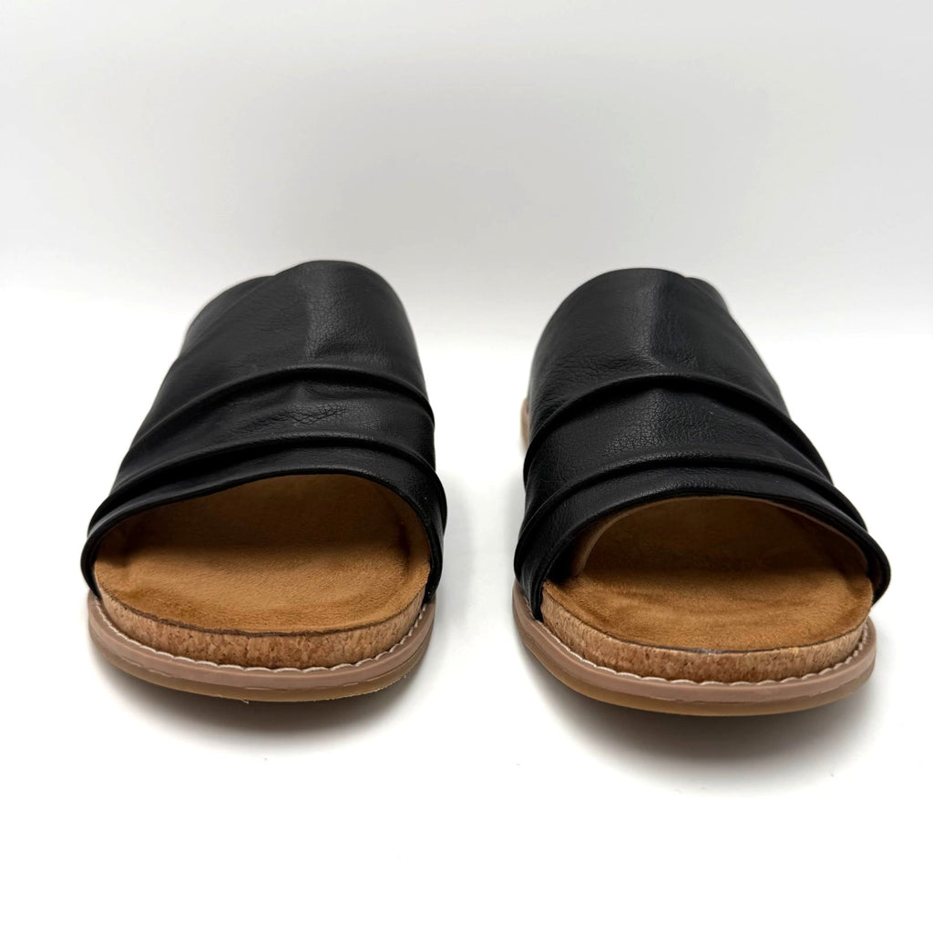 Eurosoft Womens Elesha Slide Sandals Size 8.5 Black Ruched Faux Leather NWOB