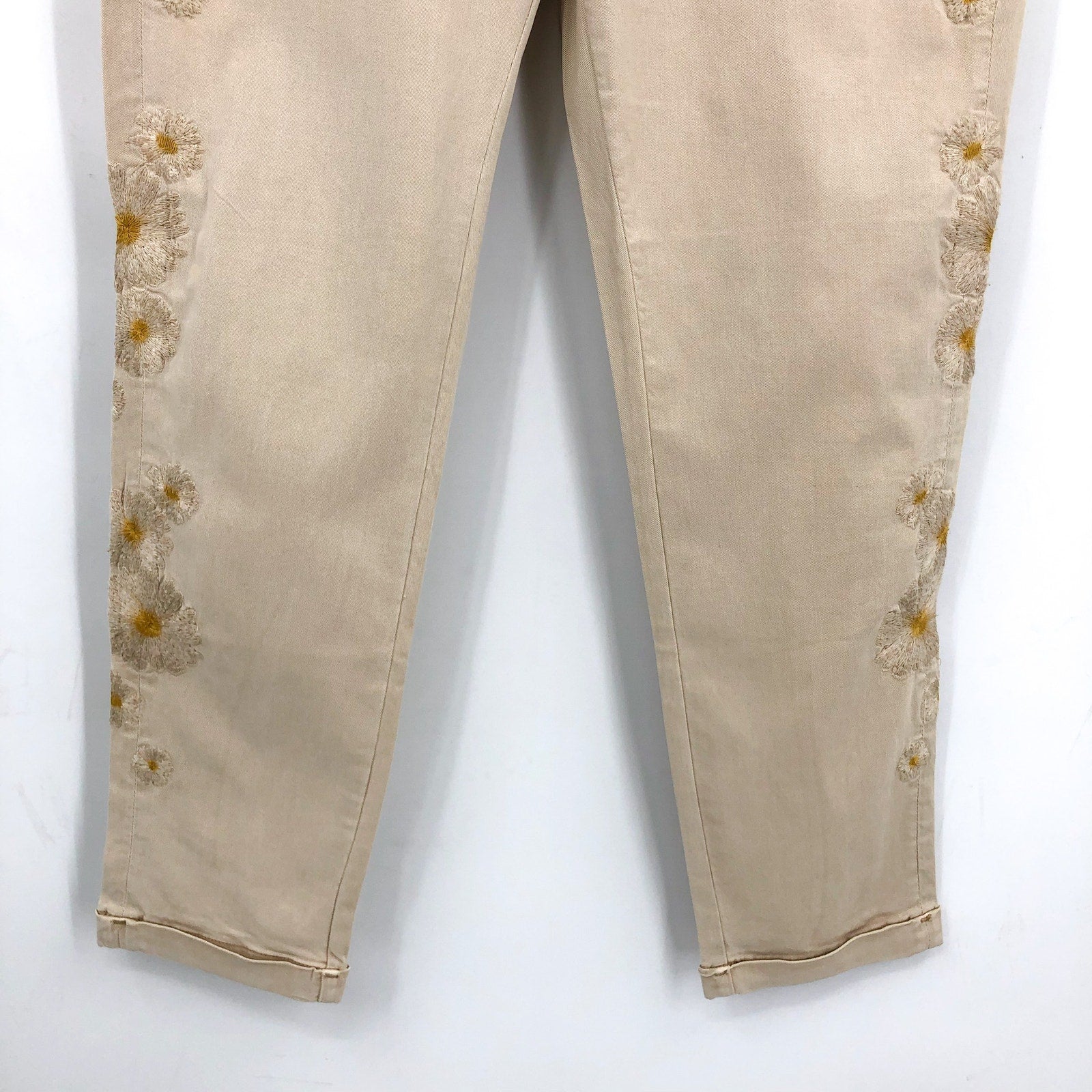 DRIFTWOOD Women's Embroidered Casual Pants Large Beige Floral NWT
