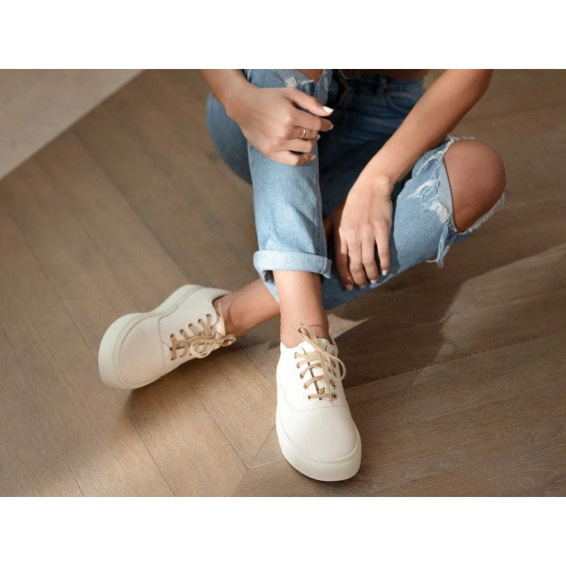 Nisolo Womens Everyday Sneakers US 10 EU 40.5 Tan Cream Leather Waterproof NIB