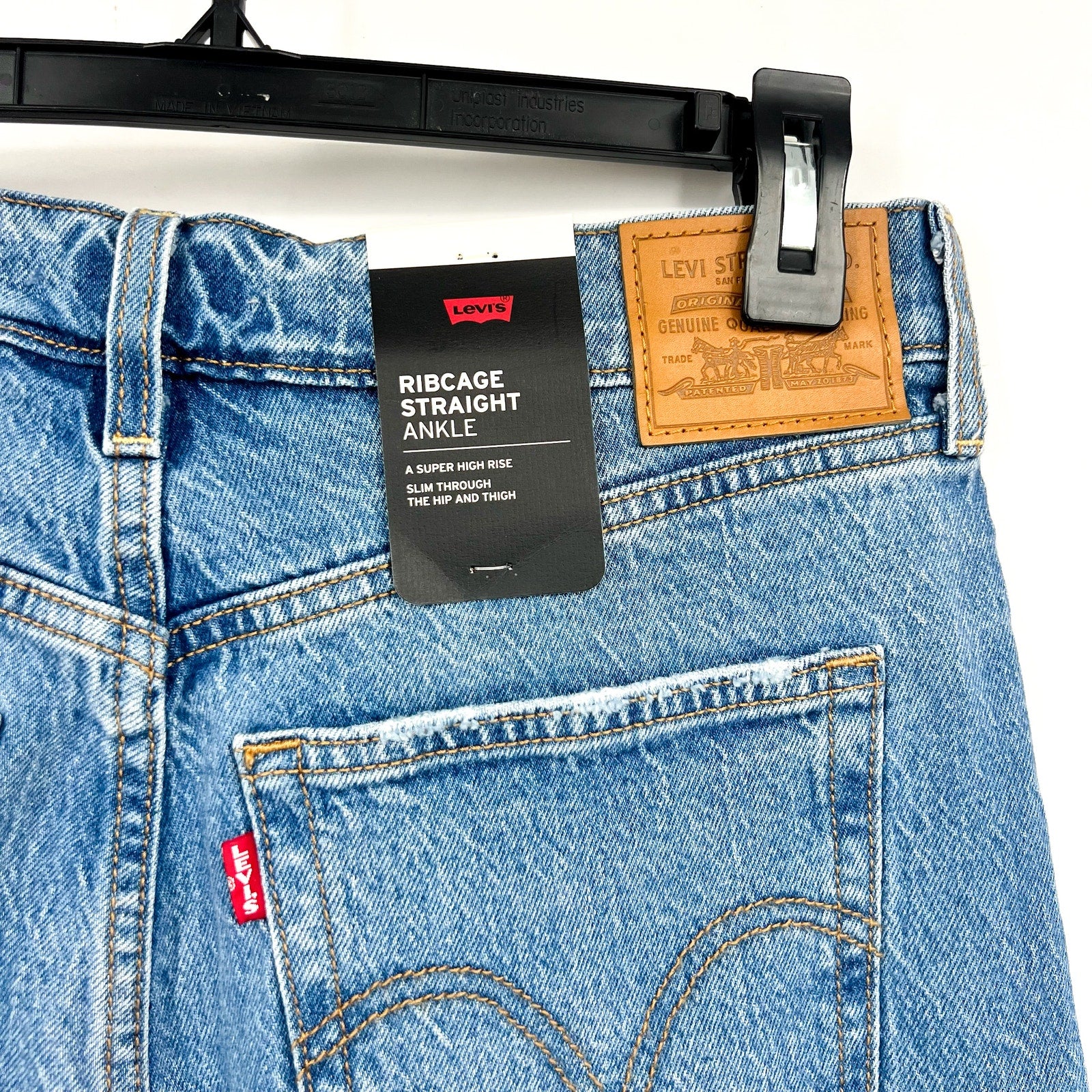 Levi's Womens Ribcage Straight Ankle Jeans 32x27 14 Medium Blue 72693-0177 NWT