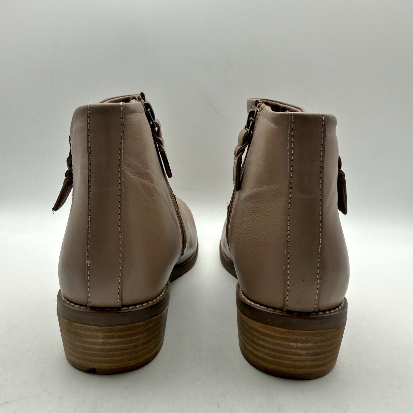 SoftWalk Womens Roselle Ankle Booties US 8.5 NARROW Stone Tan Leather NWOB