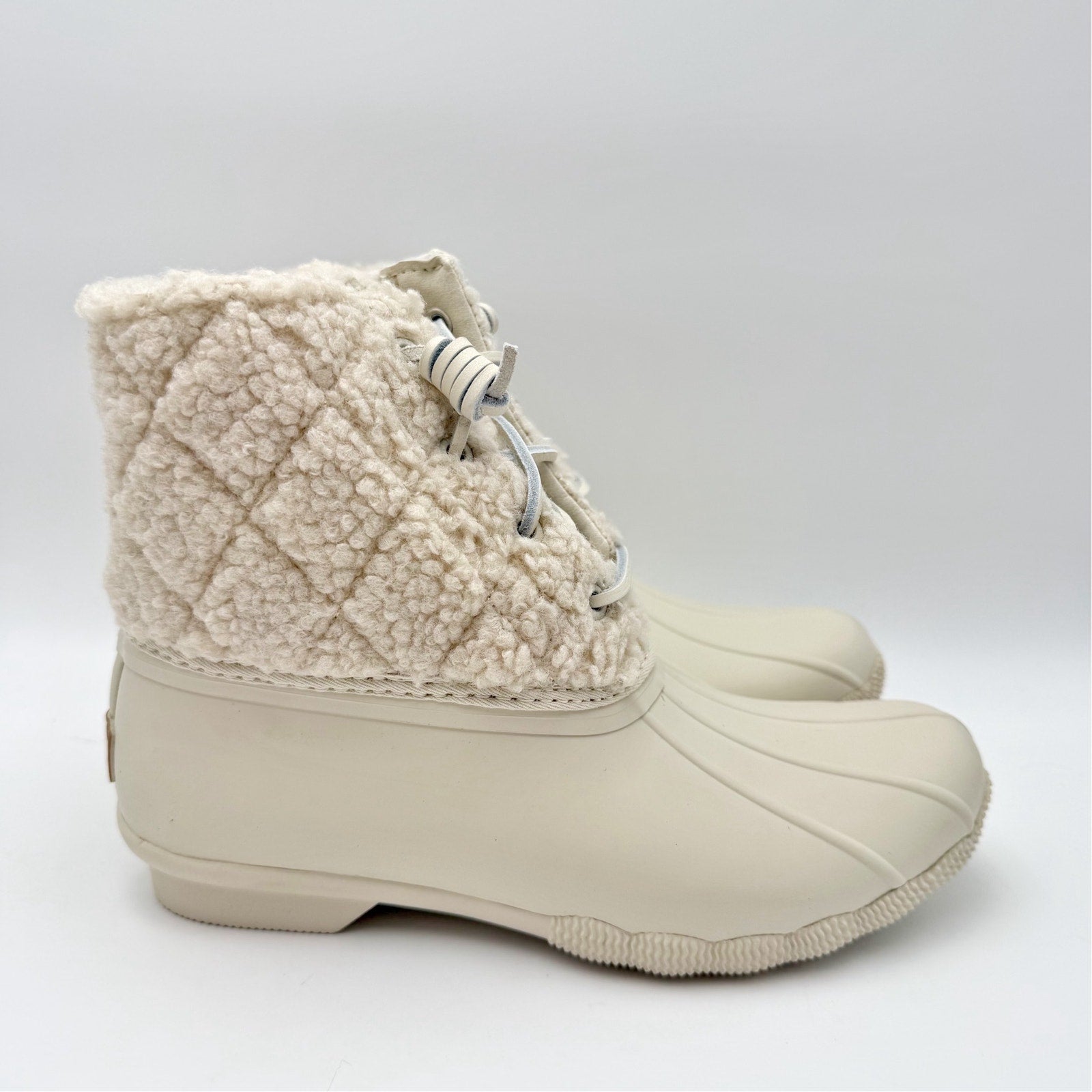 Sperry Womens Saltwater Ankle Booties US 7 EU 37.5 White Sherpa NIB
