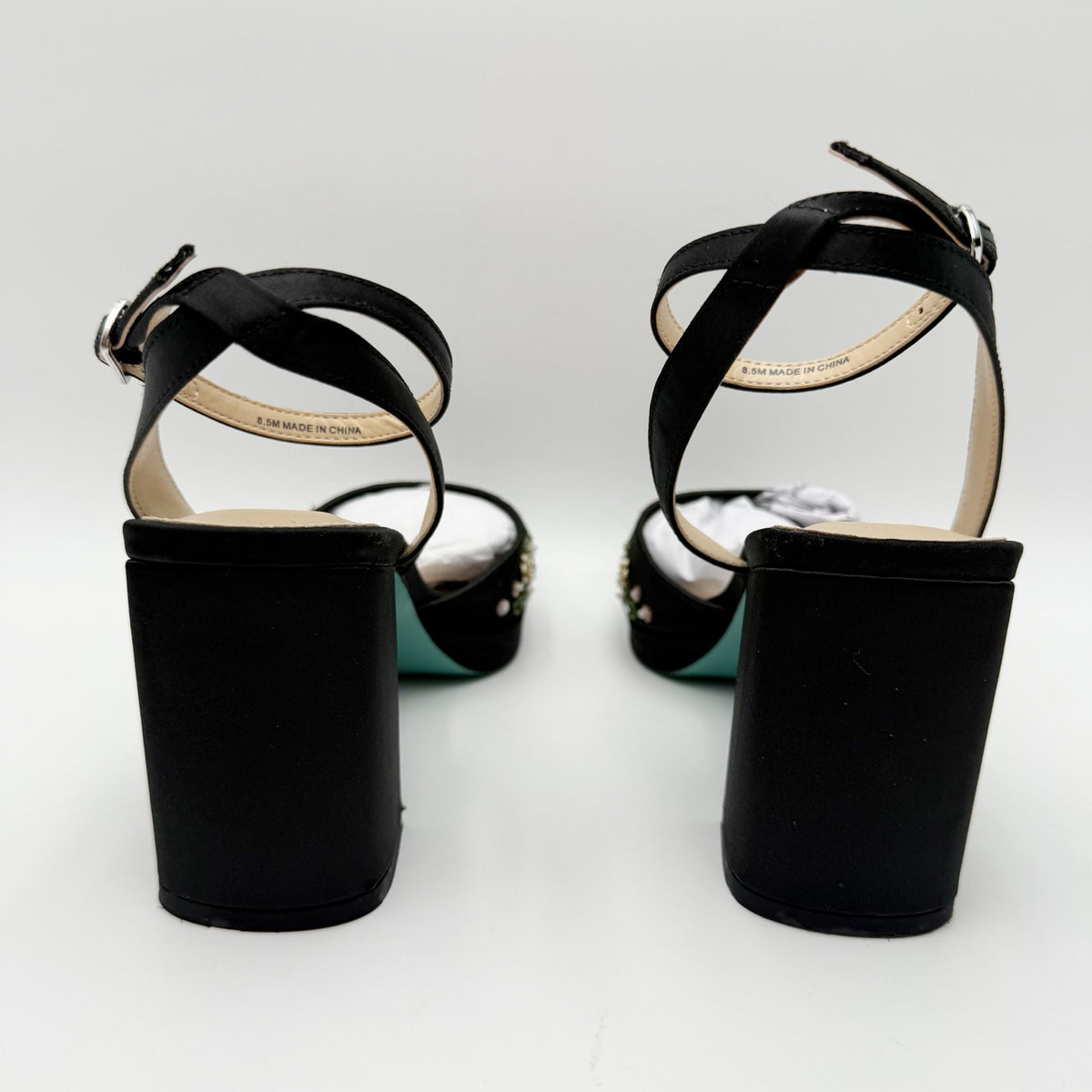 Betsey Johnson Womens Kirra Platform Heel Sandals US 8.5 Black Floral Beaded NIB