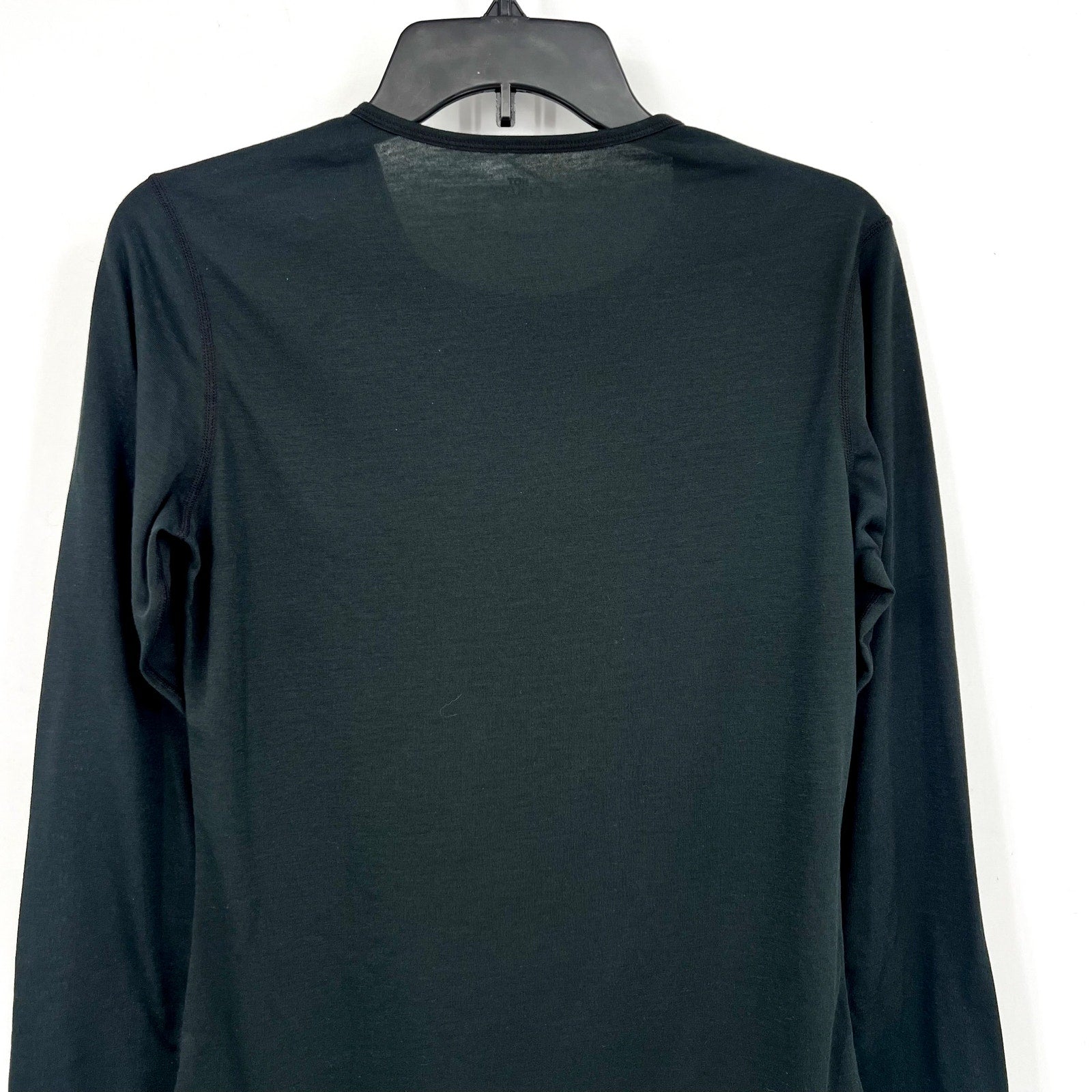 HOT CHILLYS Women's Pepper Skins Crewneck Base Layer Top Small Black NWOT