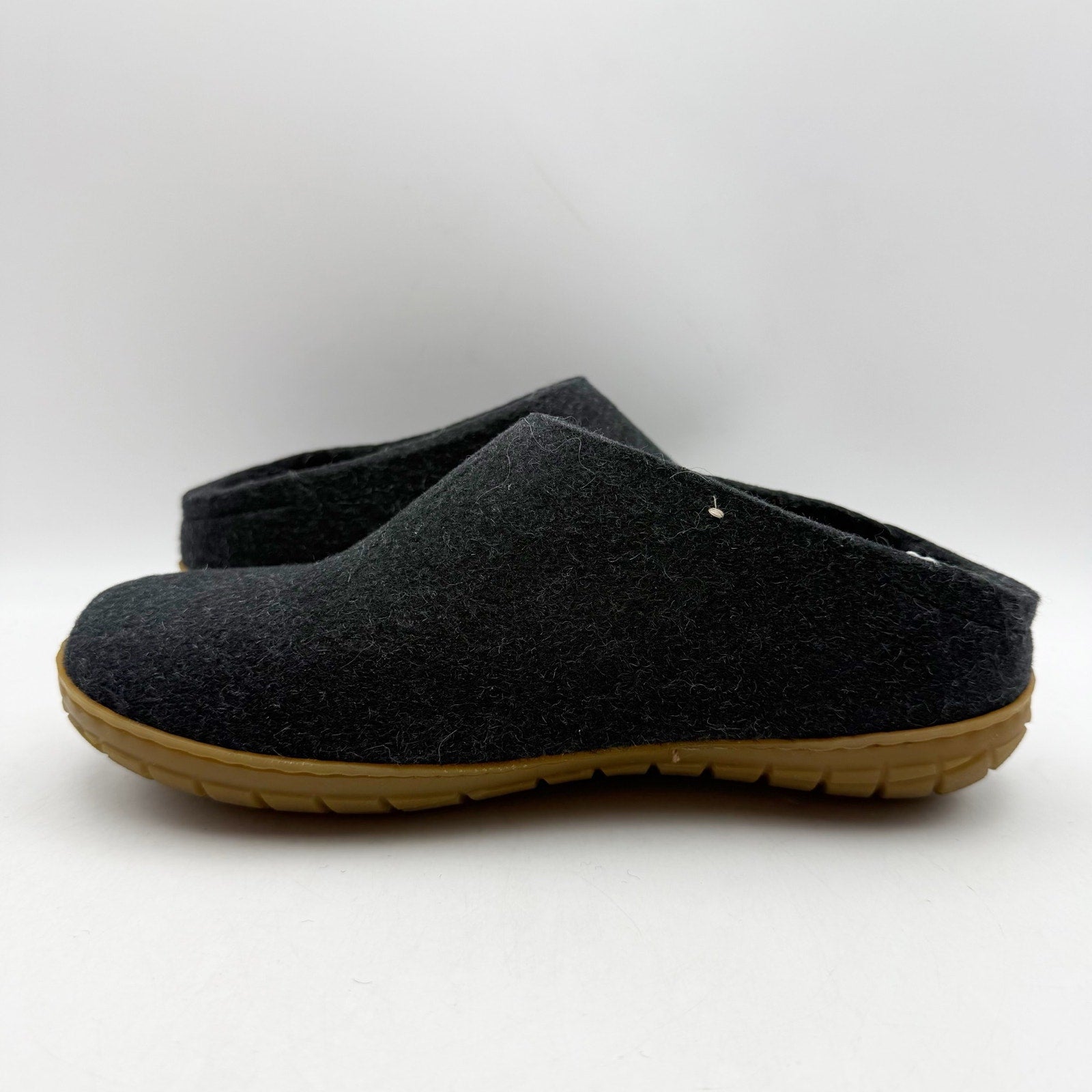 Glerups Womens Slip On Slippers EU 37 US 7 Charcoal Black Wool Rubber Soles NWOB