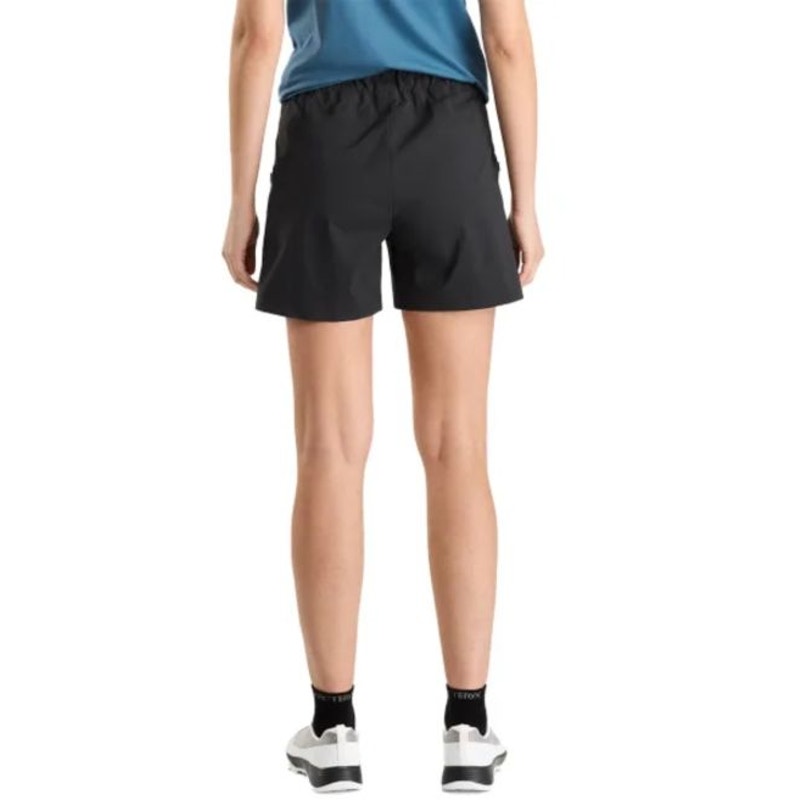 ARC'TERYX Women's Aestas 5.5 All-Mountain Shorts Size 8 Black Light Packable NWT