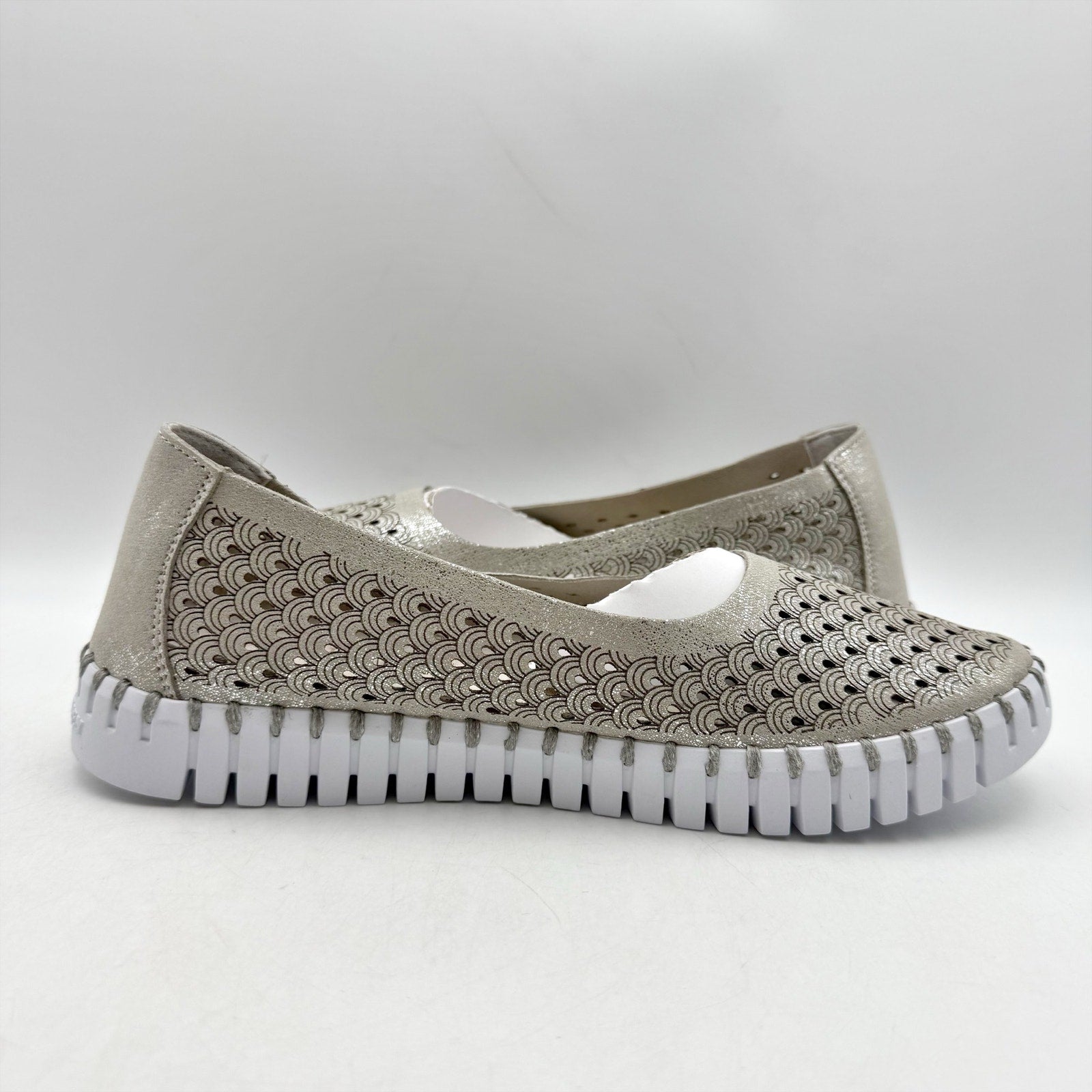 ILSE JACOBSEN Womens Tulip 0026 Ballet Flats EU 37 US 6 Silver Glitter NWOB
