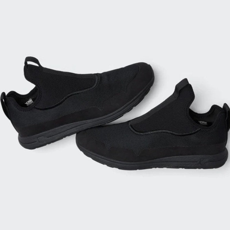 YORK Athletics Mens The Gail Recovery Trainer Sneakers US 8 Black Slip On NIB