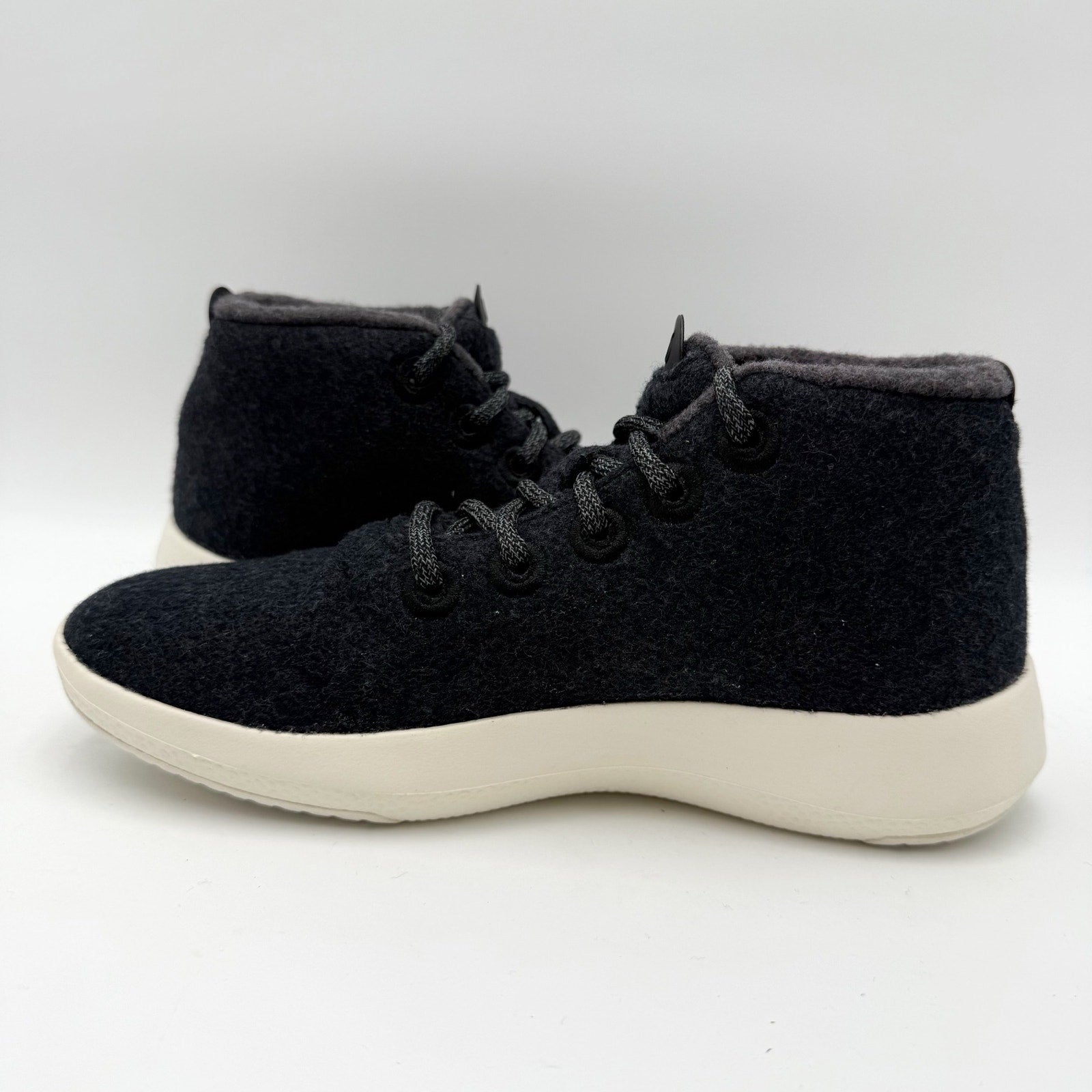 Allbirds Womens Wool Runner-up Mizzles Sneaker High Top US 7 Tuke Jo Black NIB