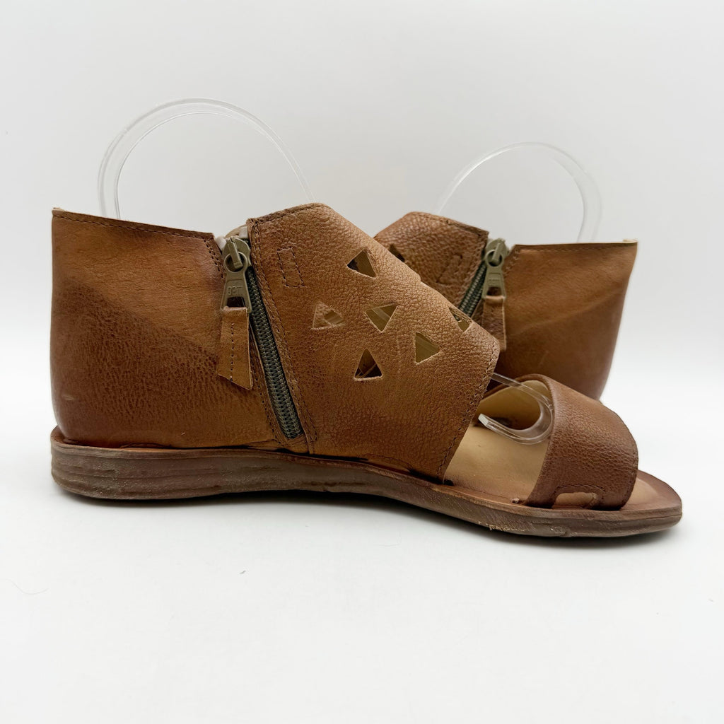 Miz Mooz Womens Frida Sandals EU 39 US 8.5-9 Brown Brandy Leather NIB