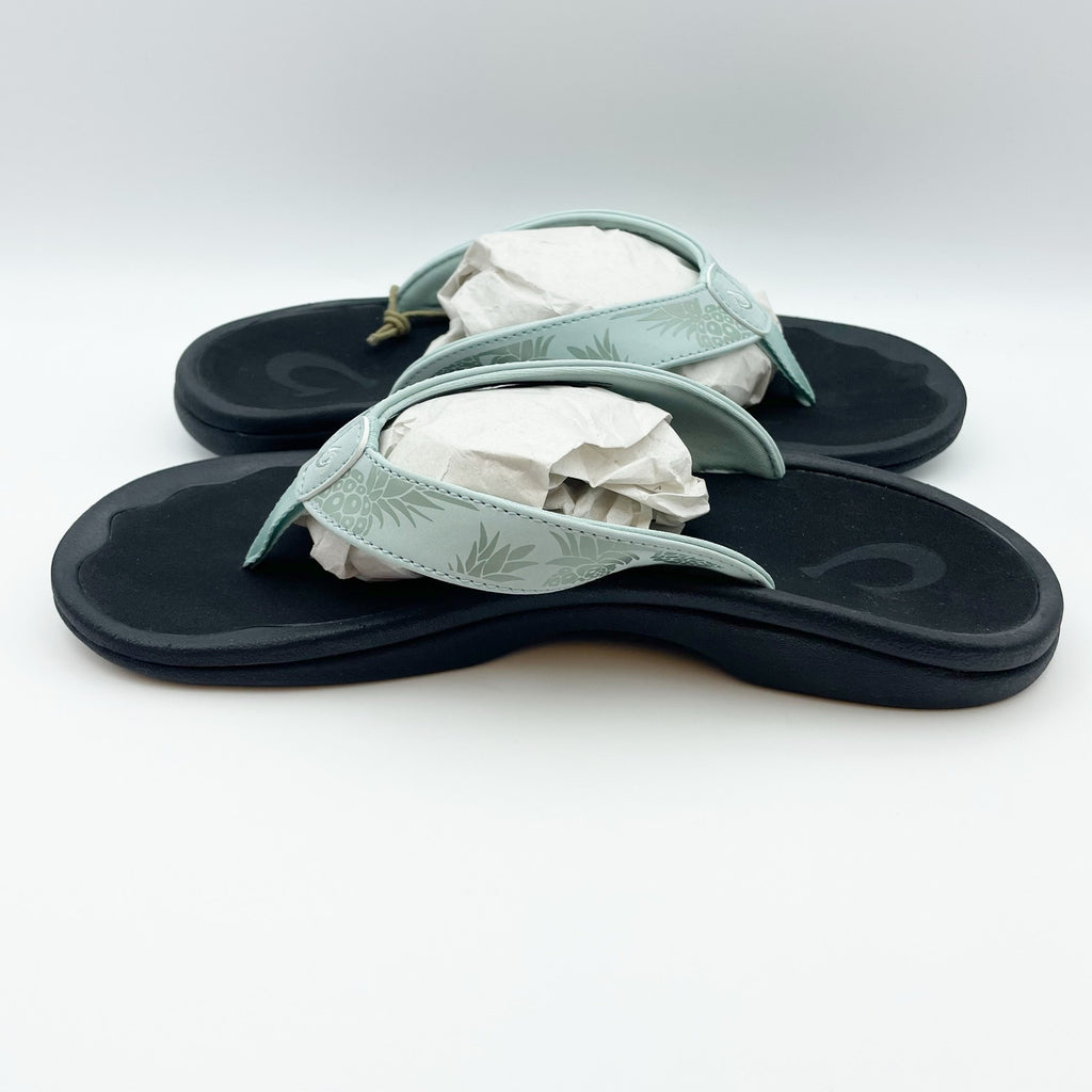 OluKai Womens Ohana Flip Flop Sandals Size 7 Blue Swell Hua Pineapple Print NIB