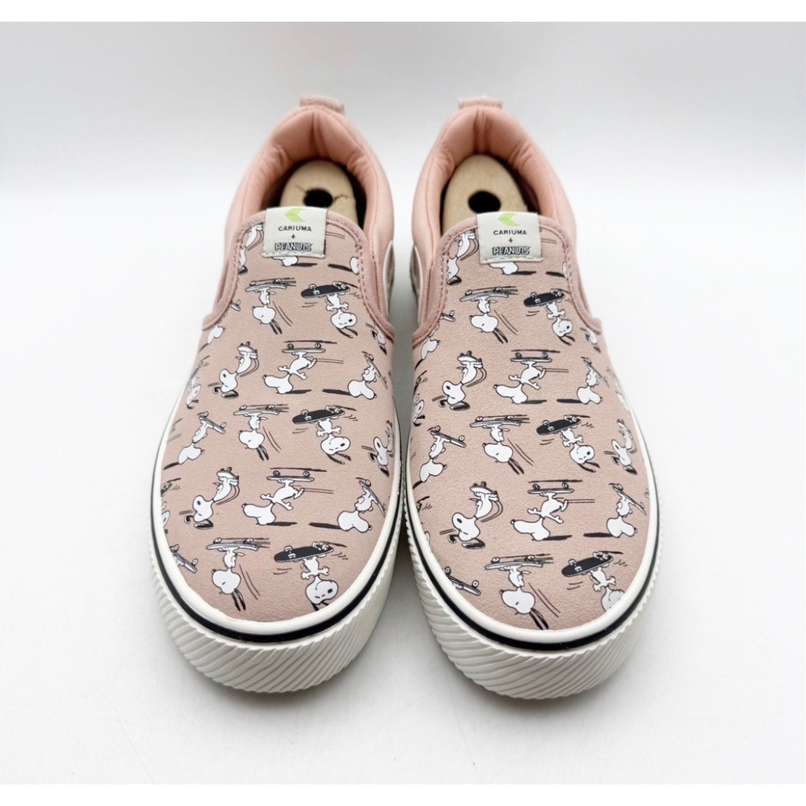 Cariuma Womens Peanuts Pro Skate Slip On Sneakers US 6.5 Pink Suede Canvas NIB