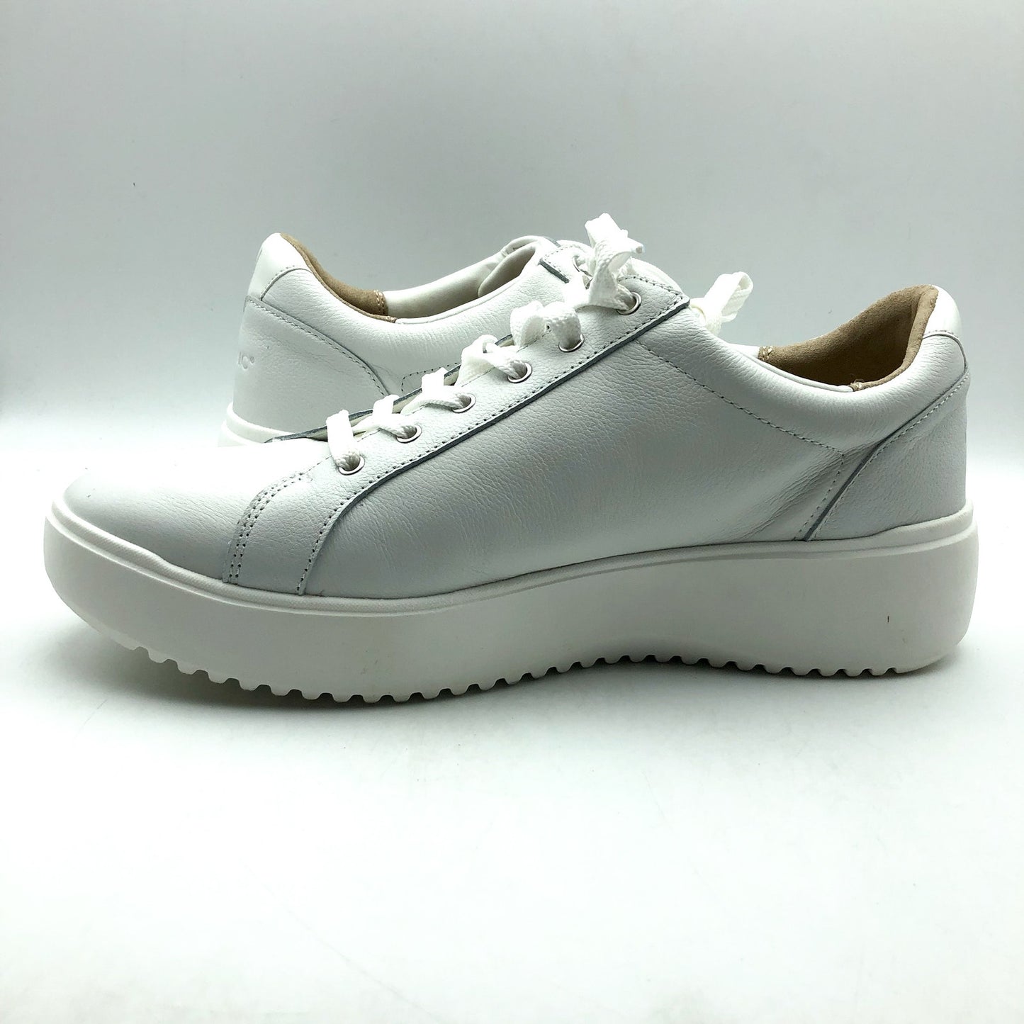 Vionic Womens Kearny Lace Up Oxford Sneakers US 12 W EU 43 White Leather NIB