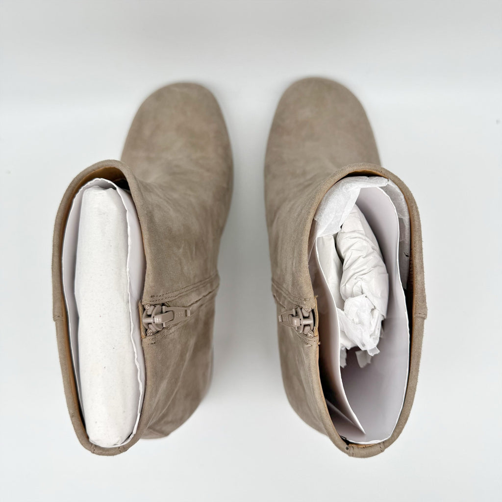 Vionic Womens Sibley Ankle Booties Size 9 M EU 40 Beige Suede Boots NIB