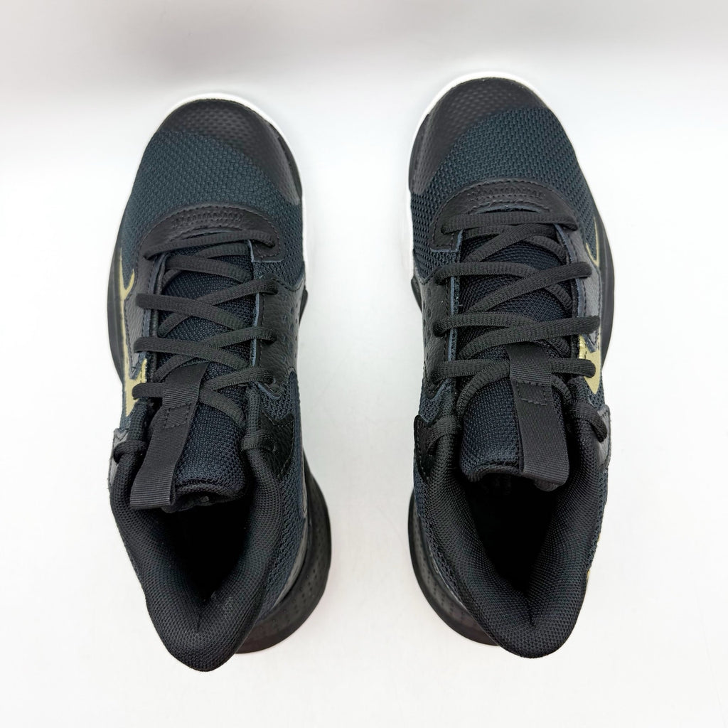 Under Armour Boys GS Jet '23 Basketball Athletic Shoes 4 Youth Black Gold NWOB